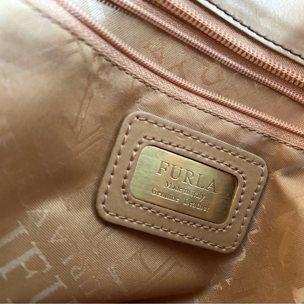 Furla Leather Tan Bag Minimalist Design - Picture 8 of 11